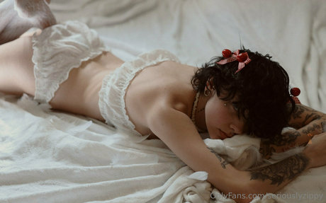 seriouslyzippy onlyfans leaked nude