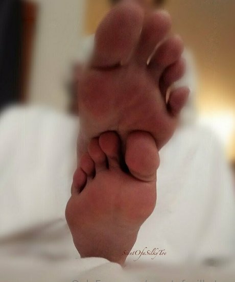 scentofasilkytoe leaked onlyfans free