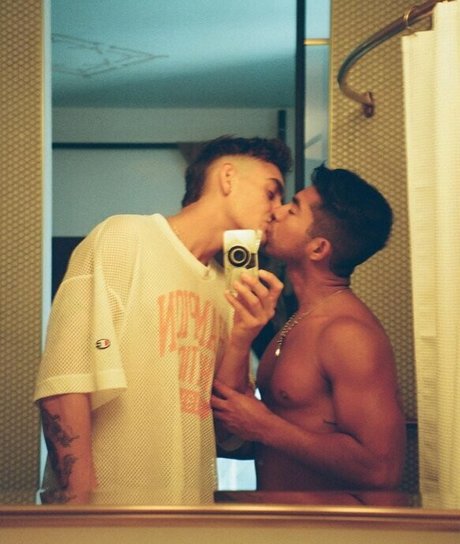 henryandkasey onlyfans sex tape