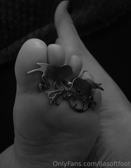 liasoftfoot onlyfans lesk