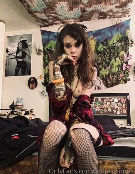 opheliajones onlyfans content leaked