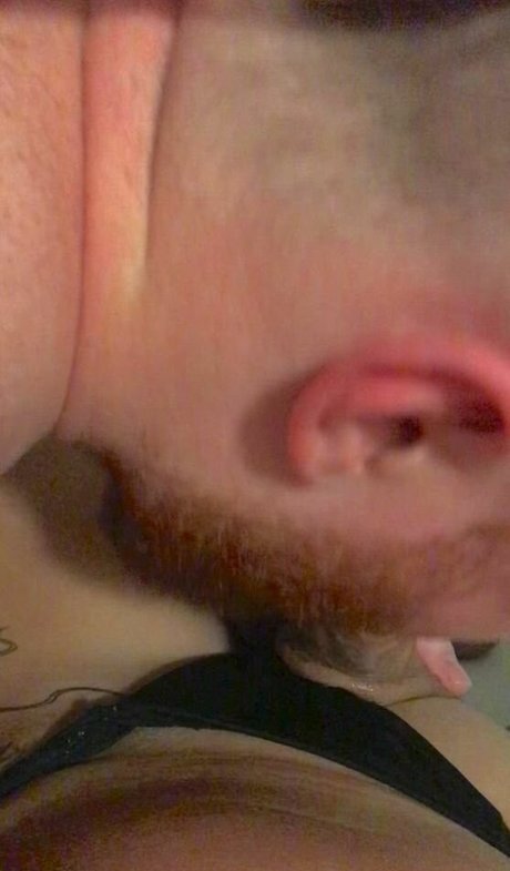 Hillary Wood onlyfans porn leaks