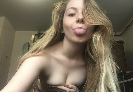 saadlilthot onlyfans leak ass