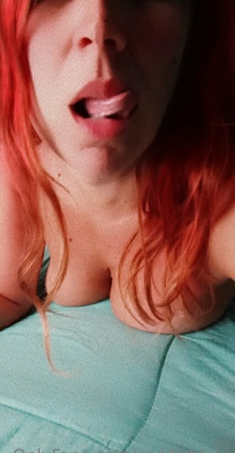 reddishlulu onlyfans naked pics