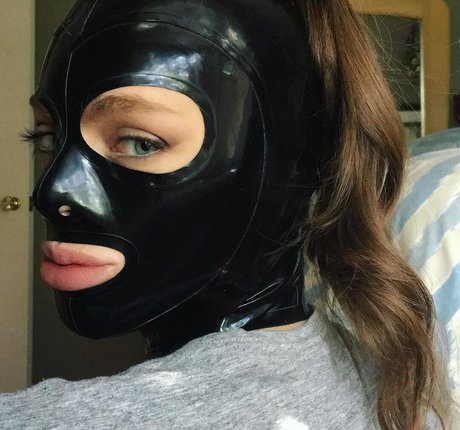 Gummipuppet onlyfans nude photos