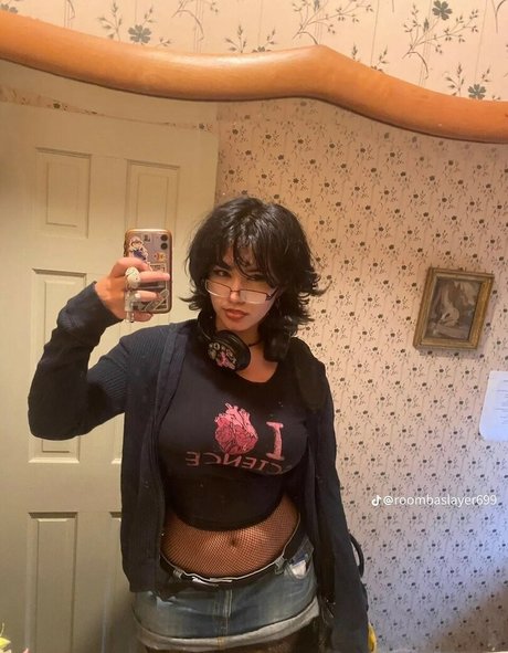 Roombaslayer69 onlyfans naked leaked