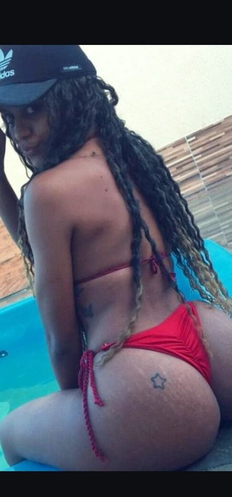 Fabiana Gomes onlyfans nude leaks