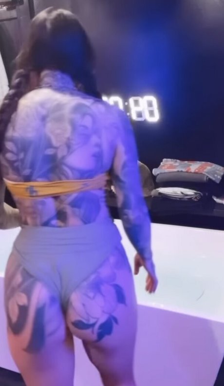 Marisa Laren nude leak onlyfans