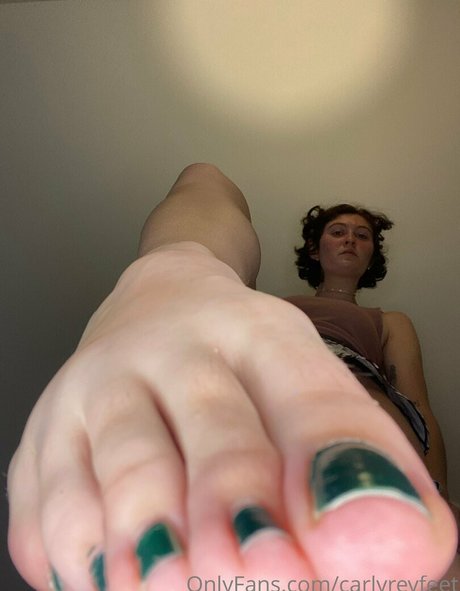 carlyreyfeet onlyfans archives