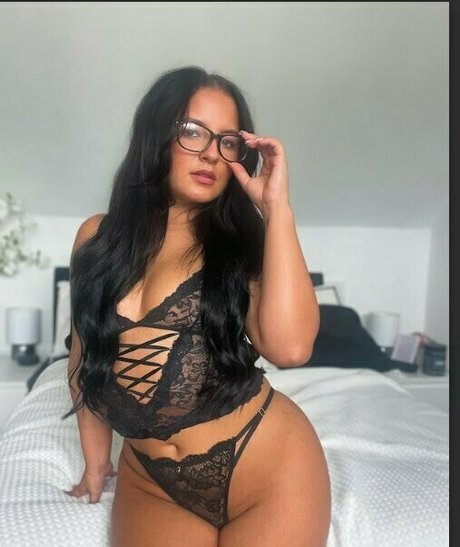 keziwarwick naked onlyfans leak