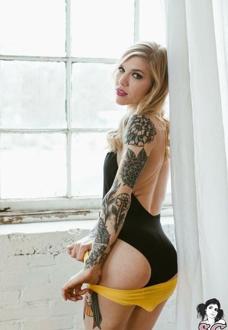 Auric onlyfans model photos