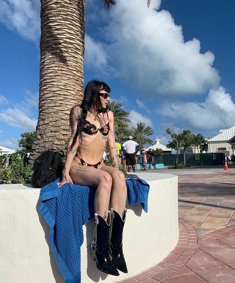 Lilith Czar only fans nudes