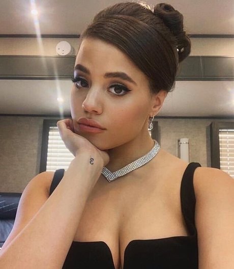 Sarah Jeffery onlyfans leake
