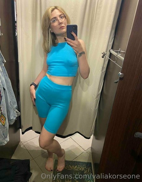 valiawixx only fans pictures