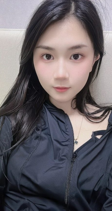 kbhvhxzc nude onlyfans