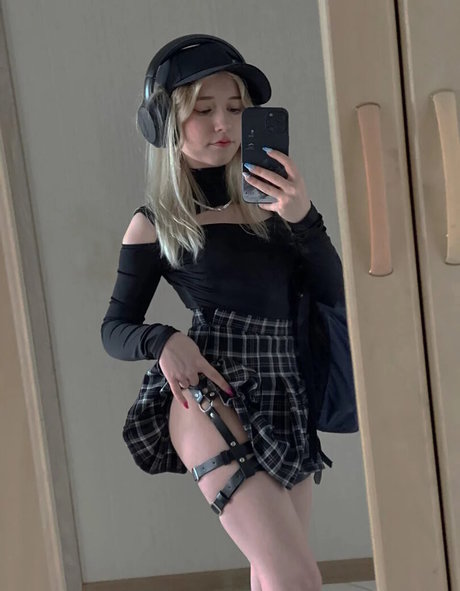 Arveni onlyfans leak