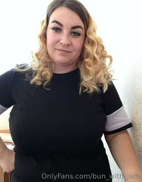 bun with jam en onlyfans