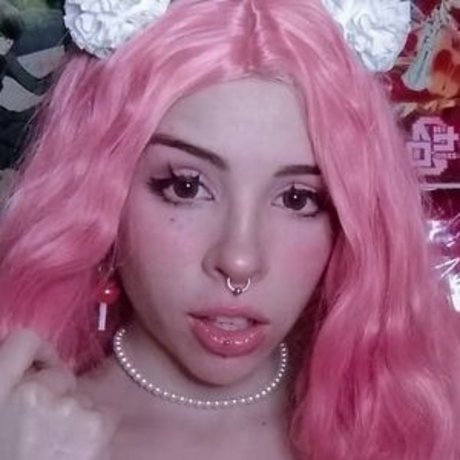 nana p3trova onlyfans creator