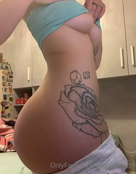 bluemooncrii onlyfans leaks xxx
