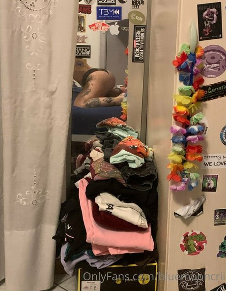 bluemooncrii onlyfans leak