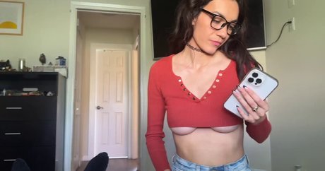 Sawyer Cassidy onlyfans for free