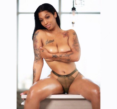 Shethickyyy only fans.