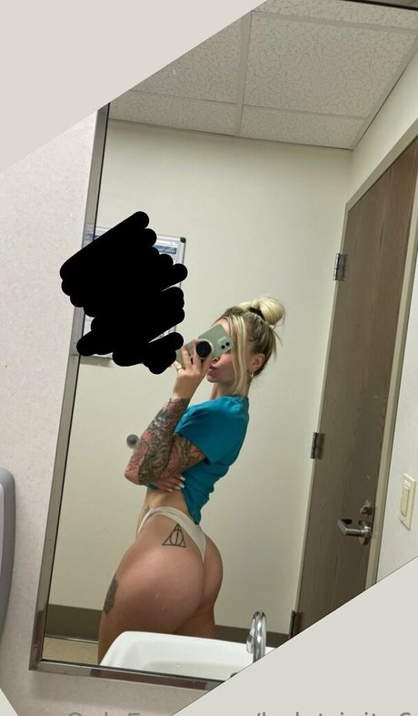 holytrinity6 en onlyfans