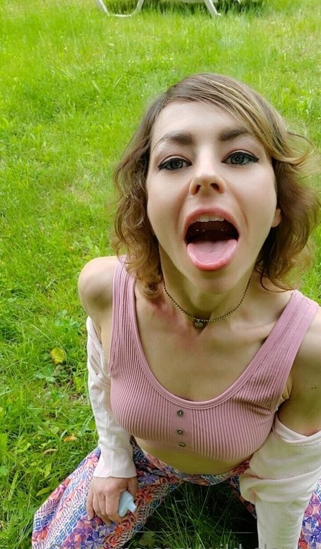 wild clover nude only fans leaks