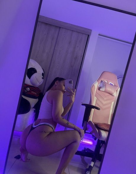 Yohanny Polacre free only fans