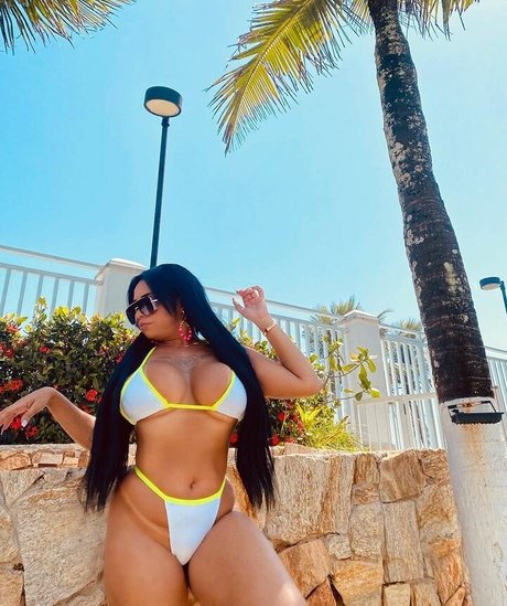 Gabriela Goes nude on onlyfans