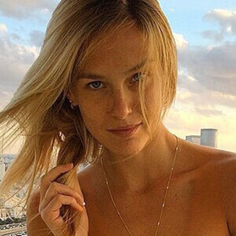 Bar Refaeli Deepfake onlyfans nude photos