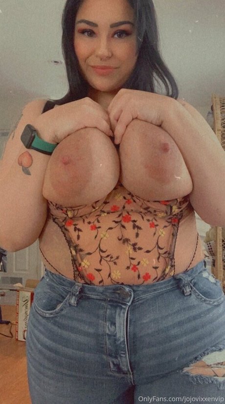 Vixxenjo onlyfans leaked.