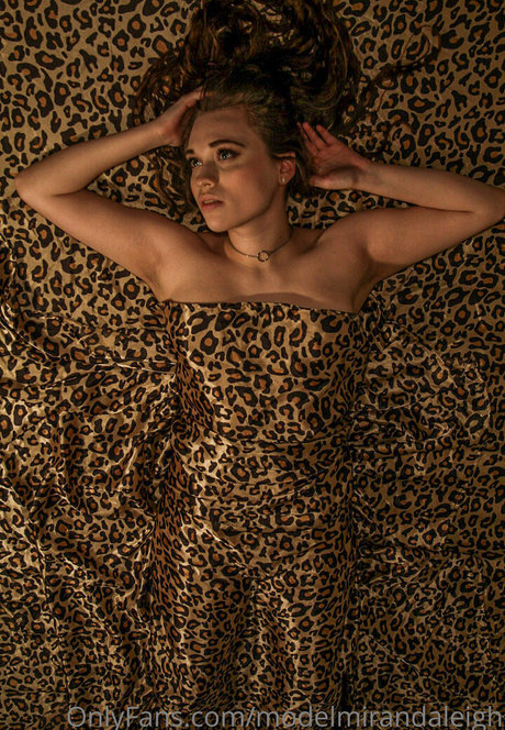 modelmirandaleigh leaked nudes onlyfans