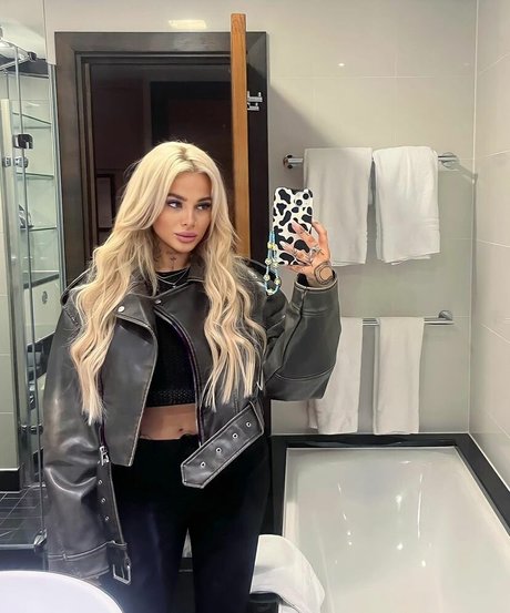 Angelika Kramer onlyfans free