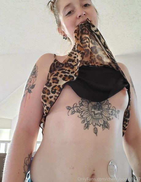 dreadfuldesire desnuda onlyfans