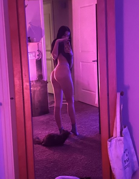 itskatbabyy onlyfans nudes leaks