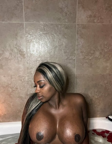 morena juice2 onlyfans nudes leaked