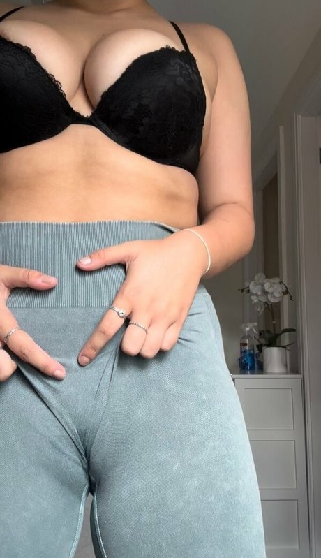 romiraye only fans free