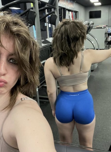 Nadia Dubeac onlyfans nude tits