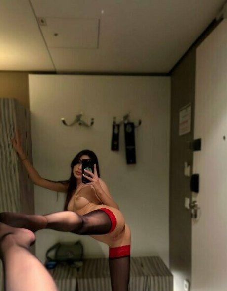 beauty gymmast nude leaks onlyfans