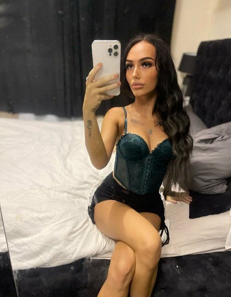 rhe elizabethxox nude onlyfans