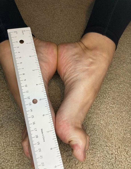 slendersolesmom nude onlyfans leaked