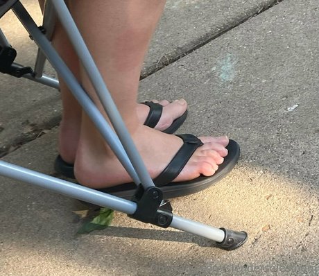 slendersolesmom feet onlyfans