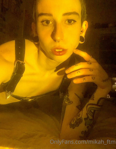 faguettemikah onlyfans leak ass