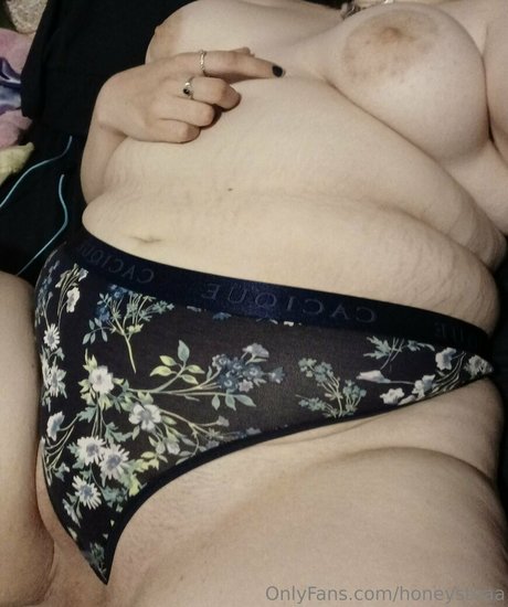 honeysteaa onlyfans naked porn