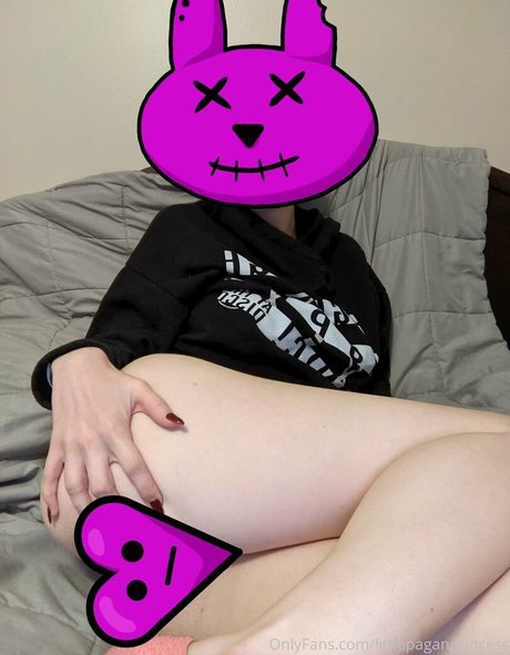 littlepaganprincess onlyfans pictures