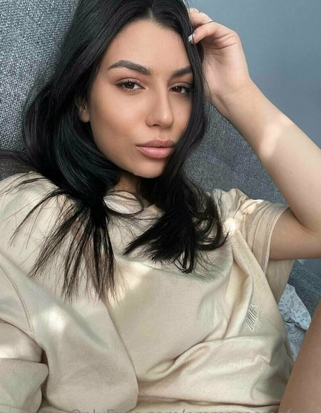 emmacosmo naked leaked onlyfans