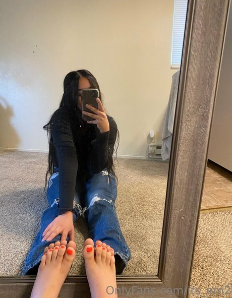 its em2 only fans content