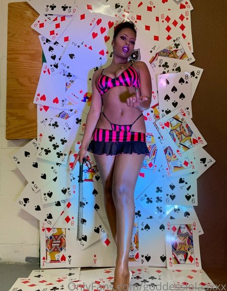 goddesslolaaxxx onlyfans star