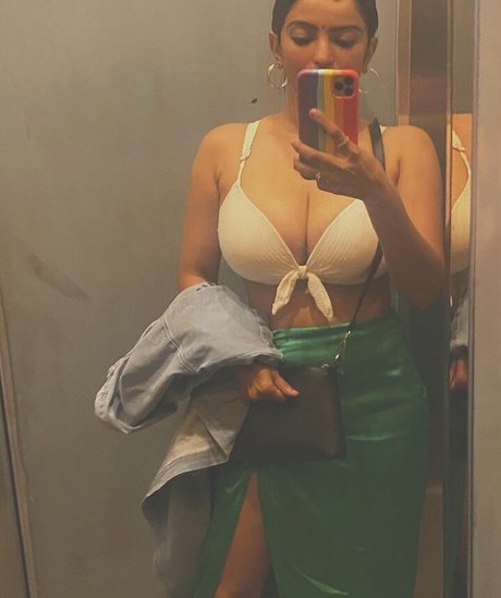 Vaibhavi Joshi onlyfans leaked.